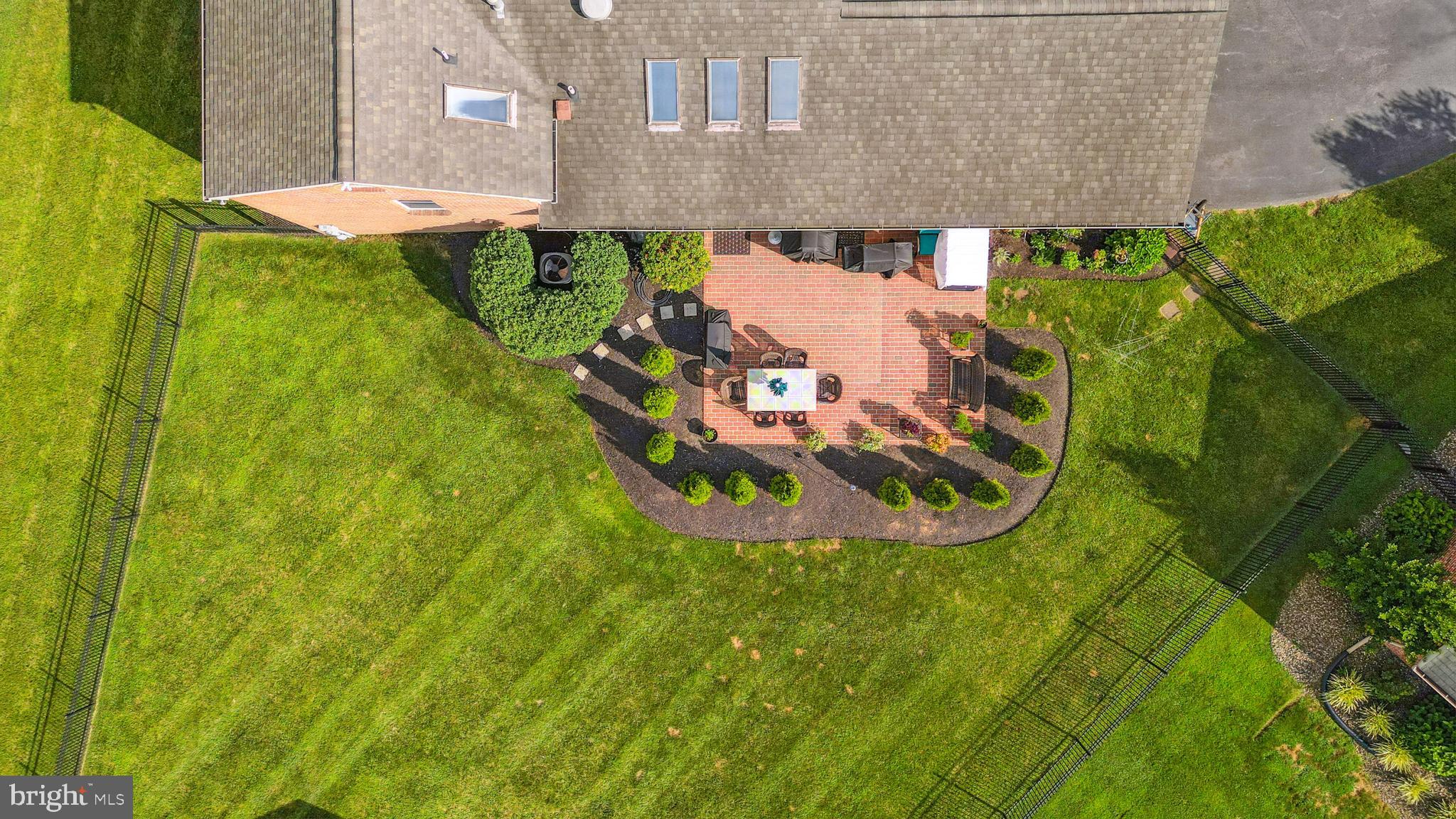 COLONIAL PARK EAST - Residential