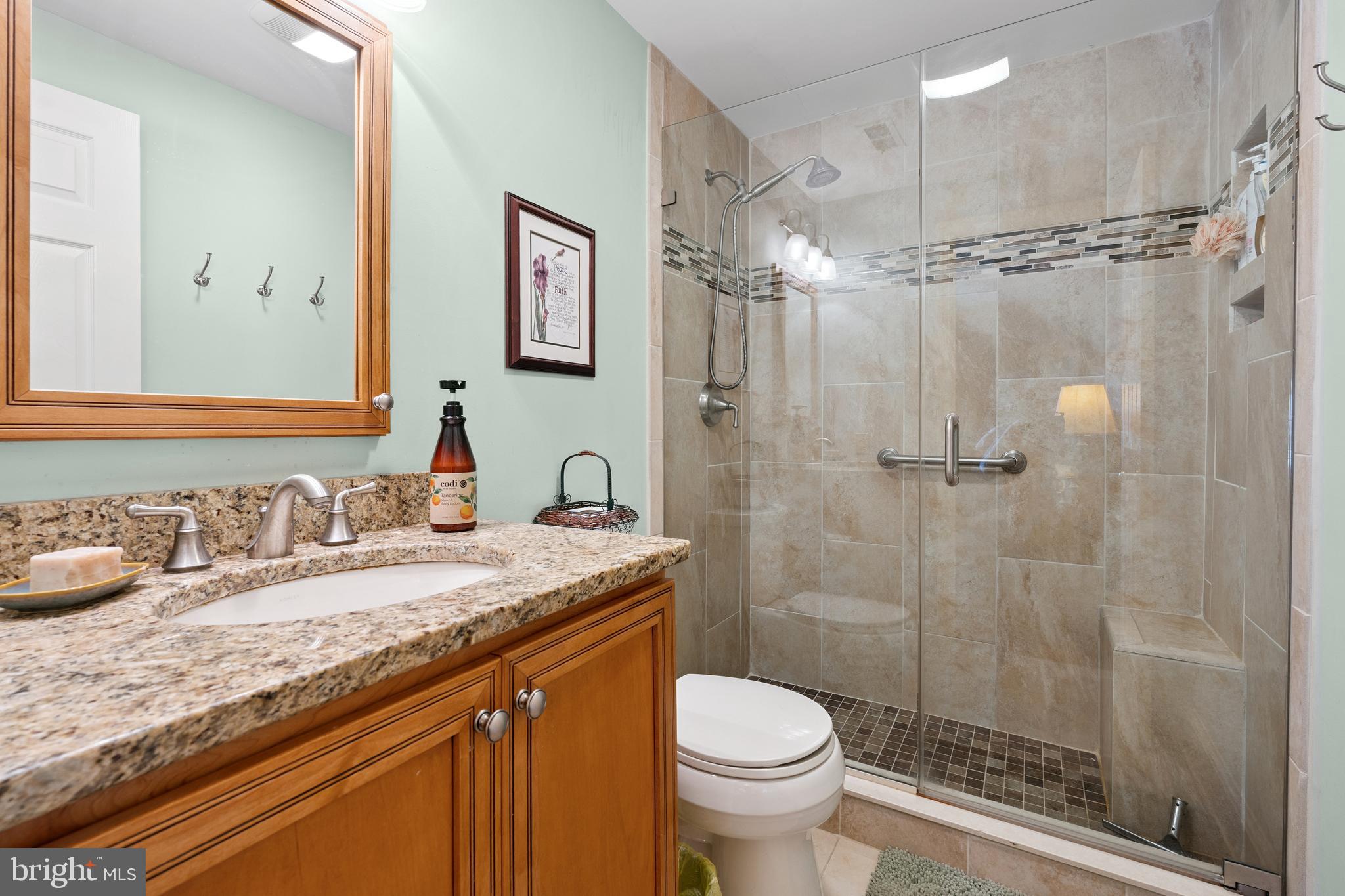 COLONIAL PARK EAST - Residential