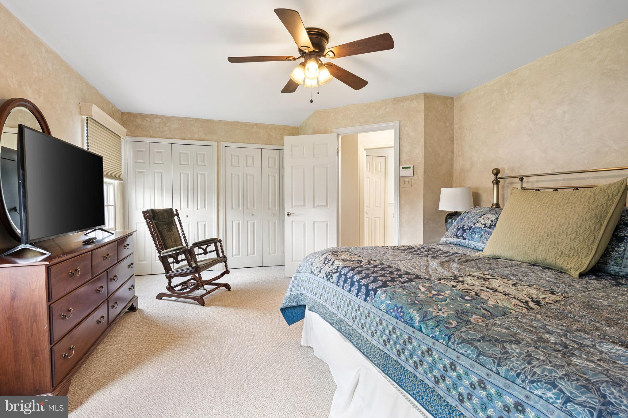 COLONIAL PARK EAST - Residential