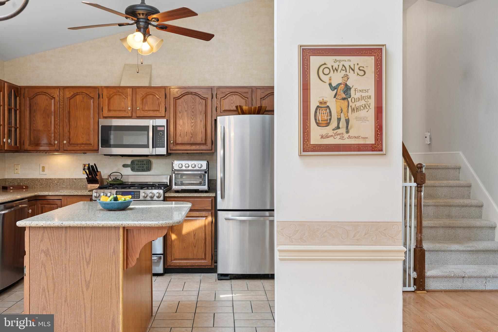 COLONIAL PARK EAST - Residential