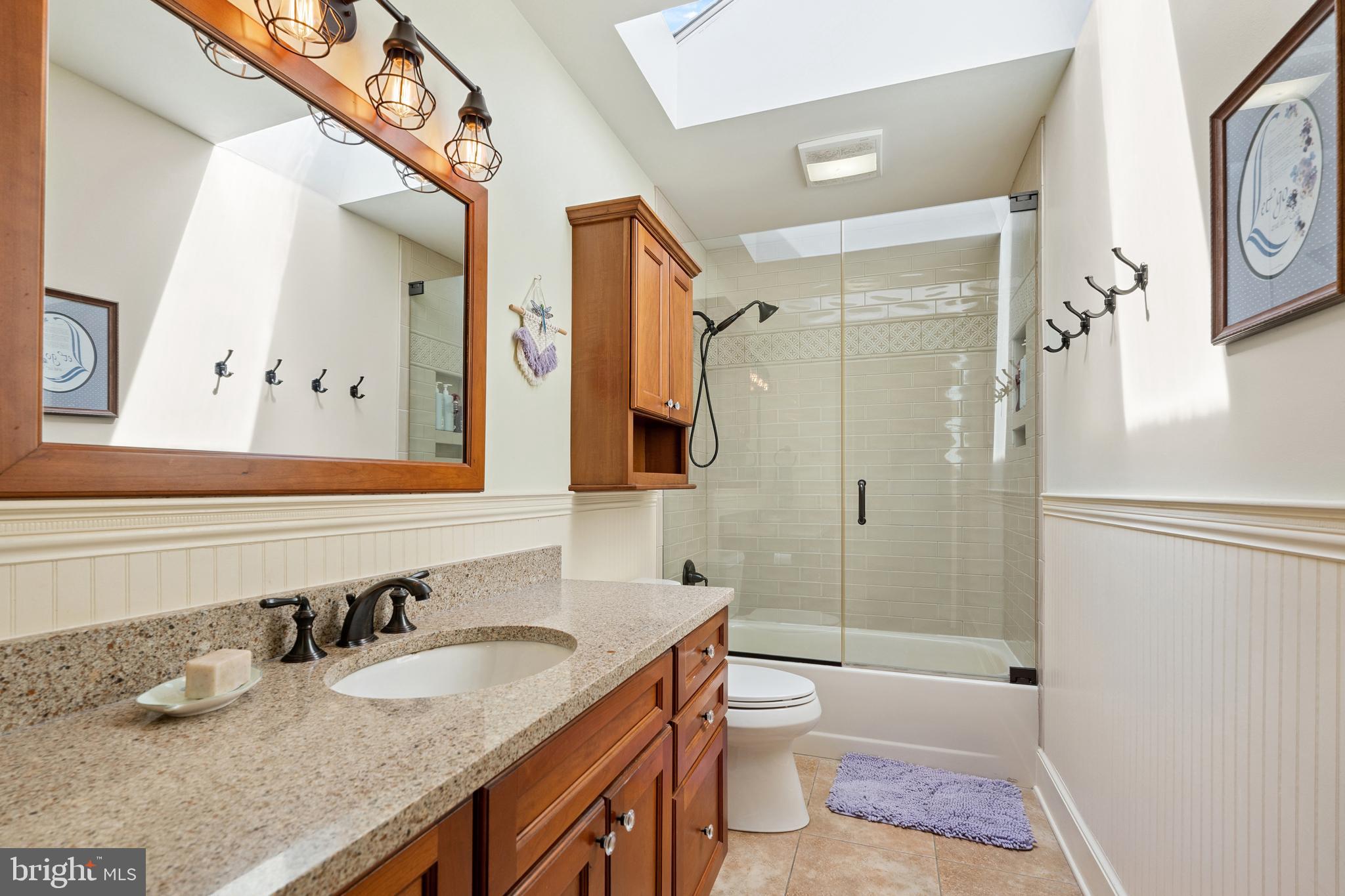 COLONIAL PARK EAST - Residential