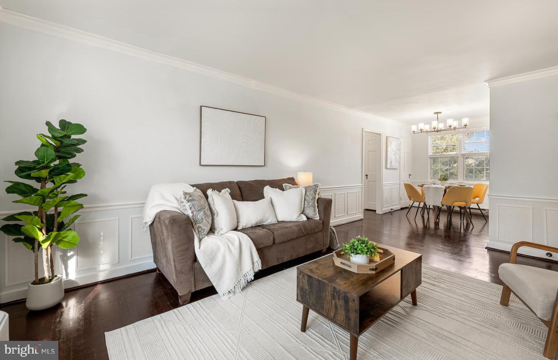 1 AUBURN COURT B