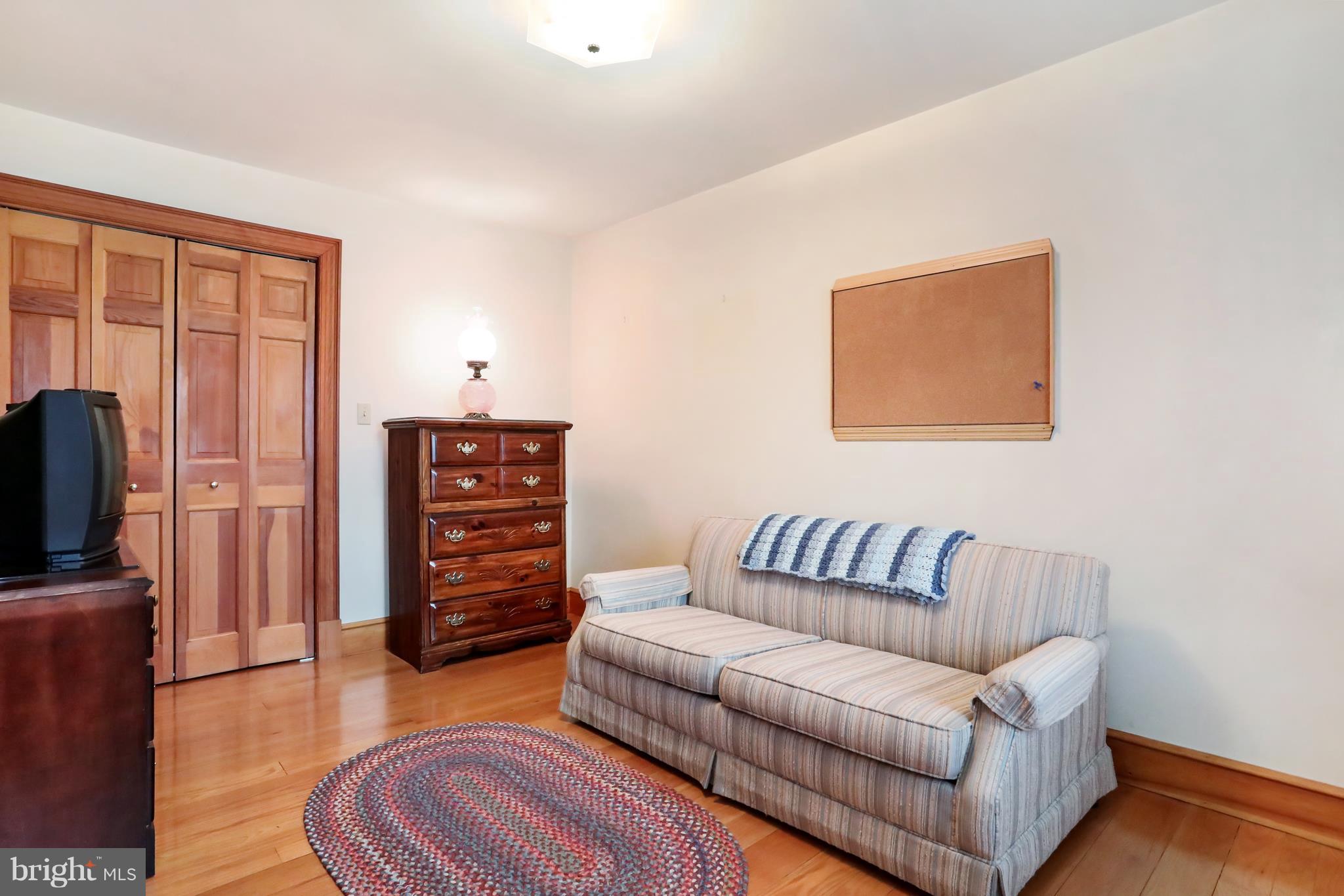 SHIRLEY FARMS - Residential