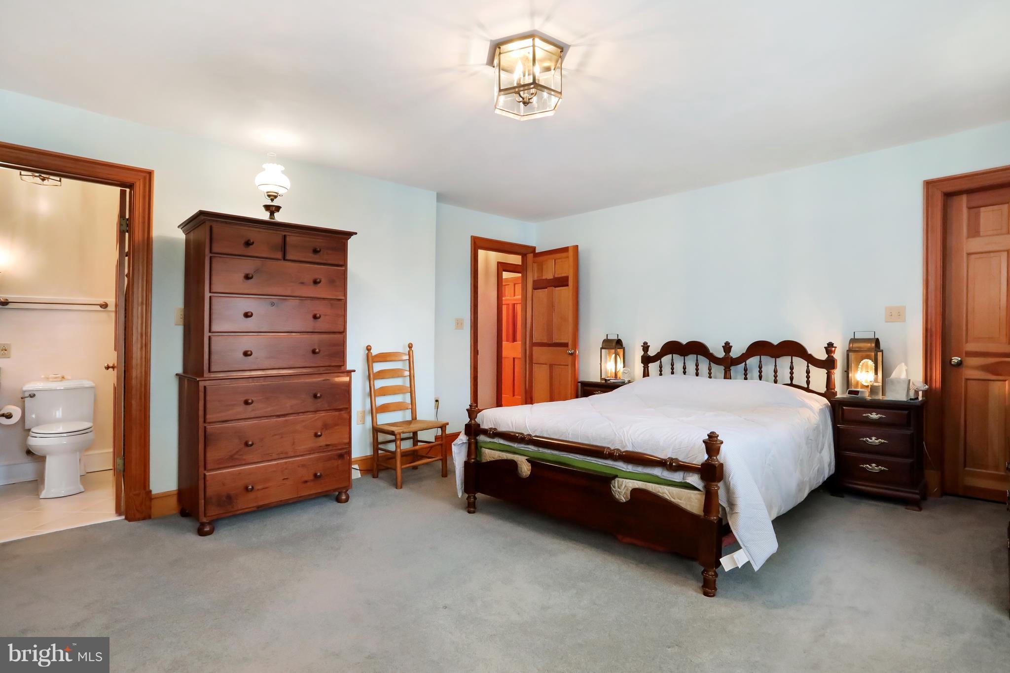 SHIRLEY FARMS - Residential