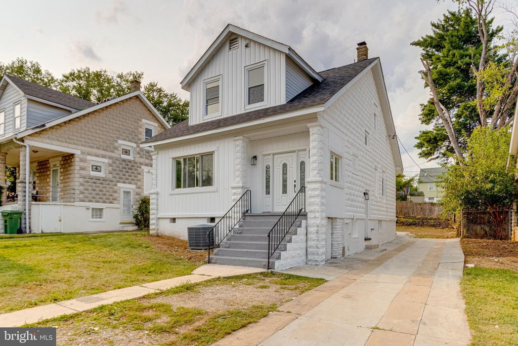 Photo of 5002 Eugene Avenue, BALTIMORE, MD 21206 (MLS # MDBA2182556)