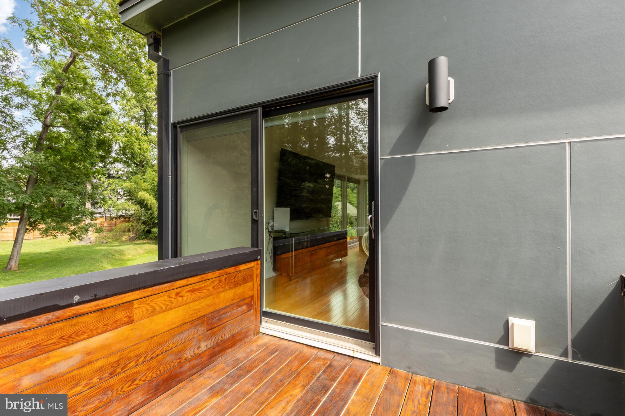 HILLMEAD - Residential