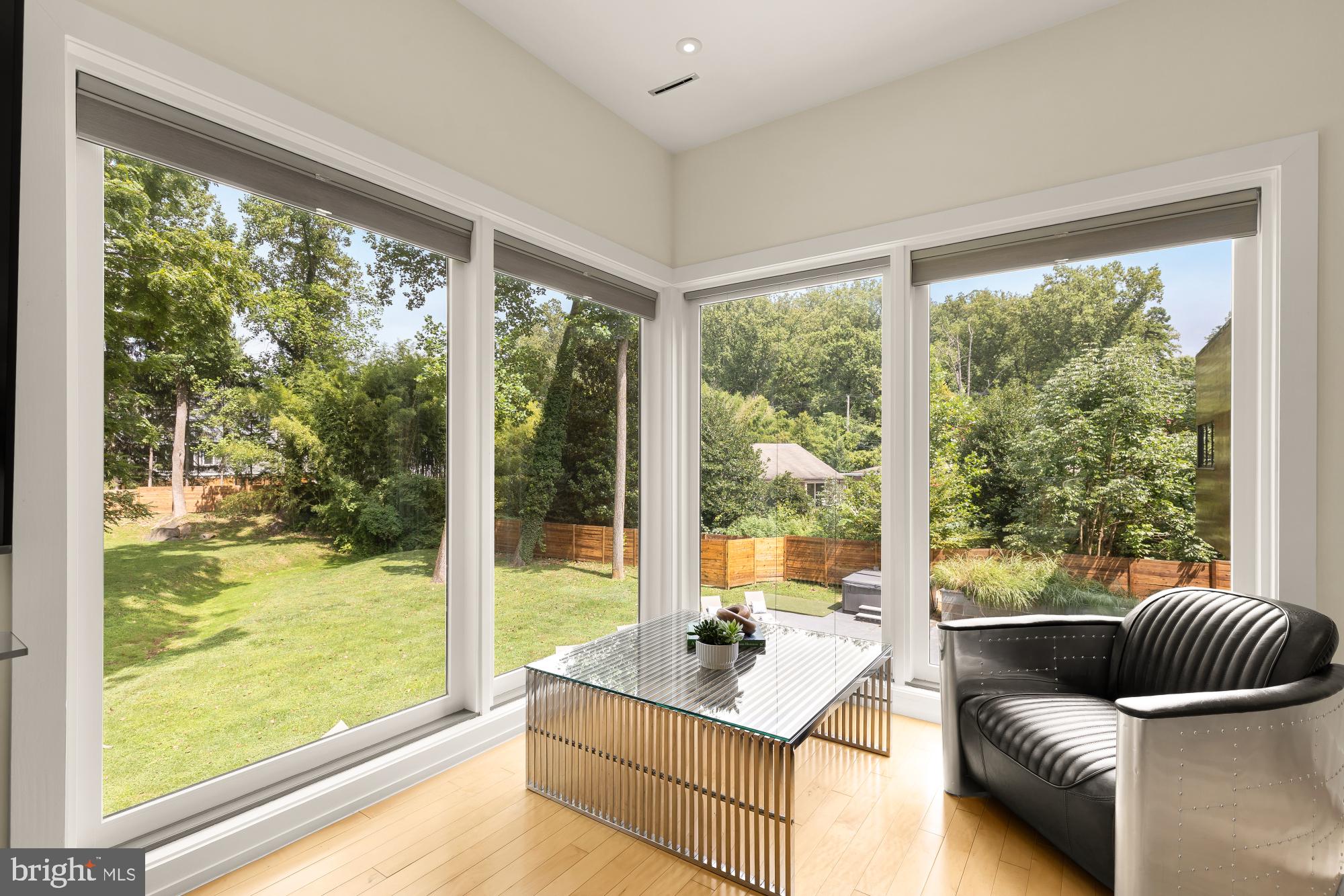 HILLMEAD - Residential