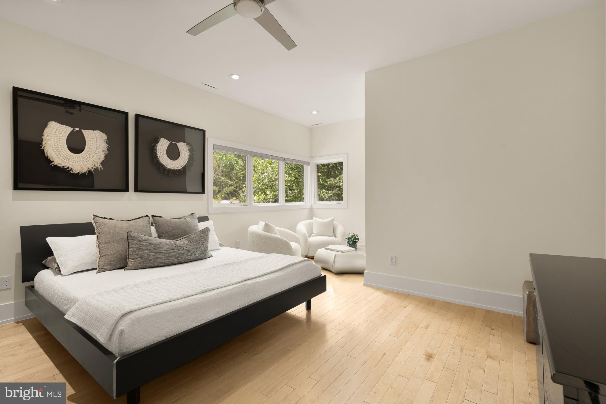 HILLMEAD - Residential