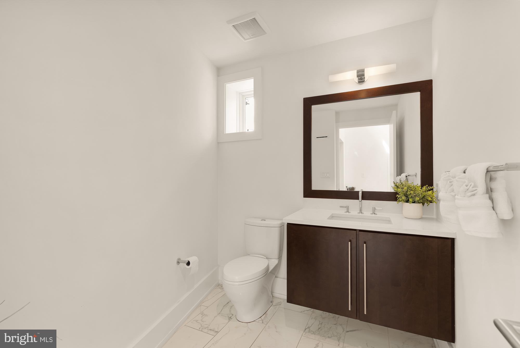 HILLMEAD - Residential