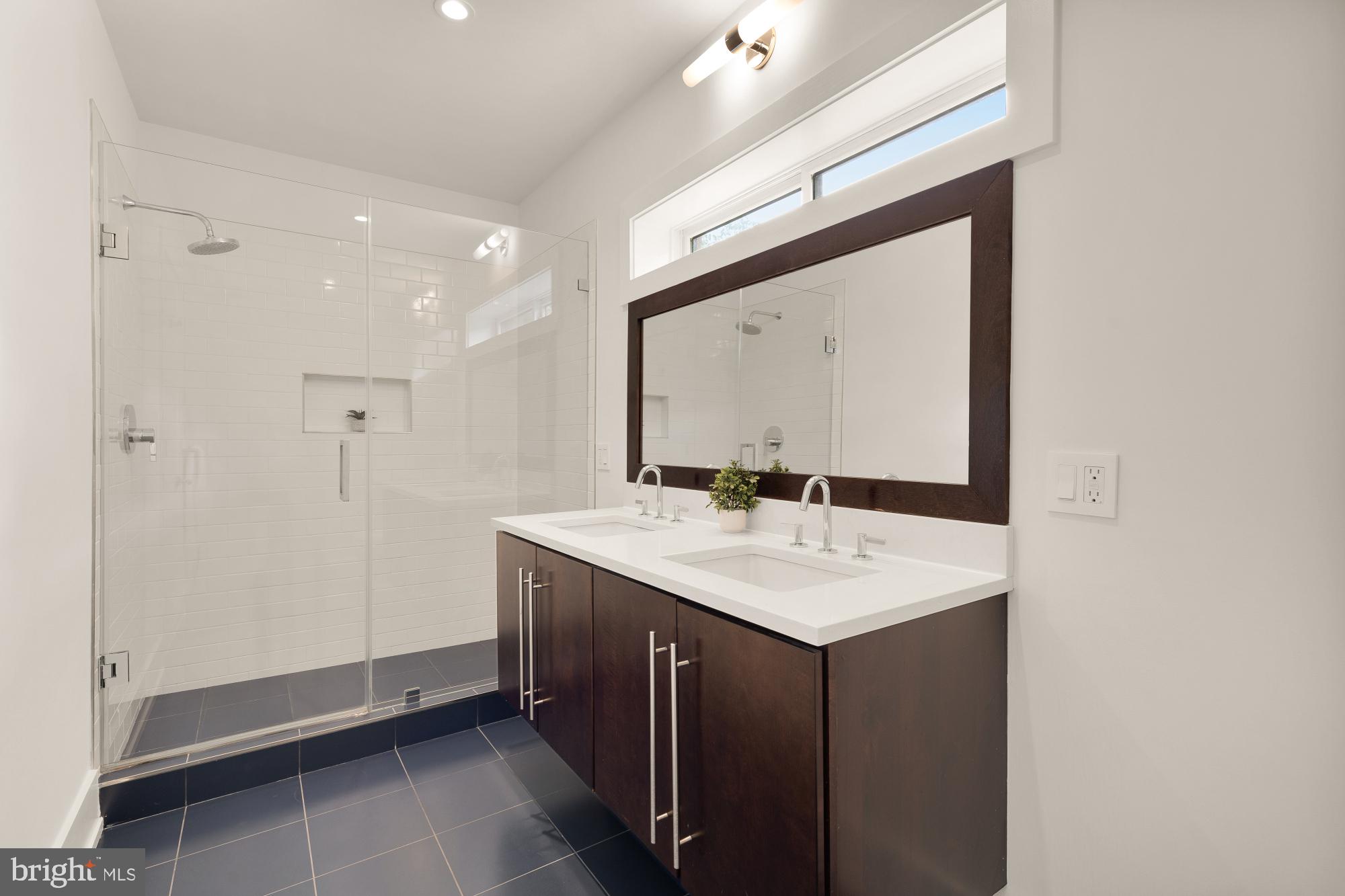 HILLMEAD - Residential