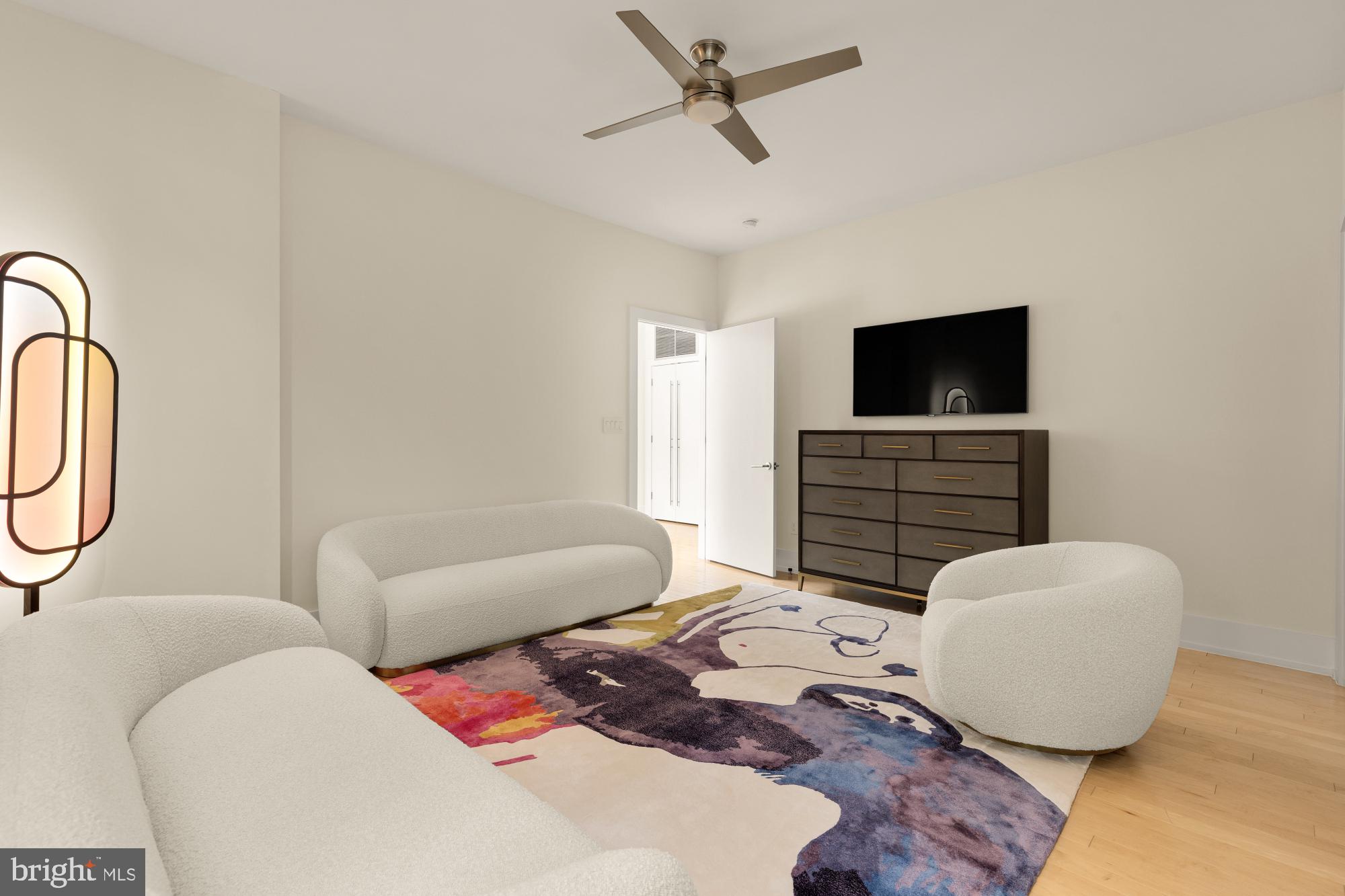 HILLMEAD - Residential