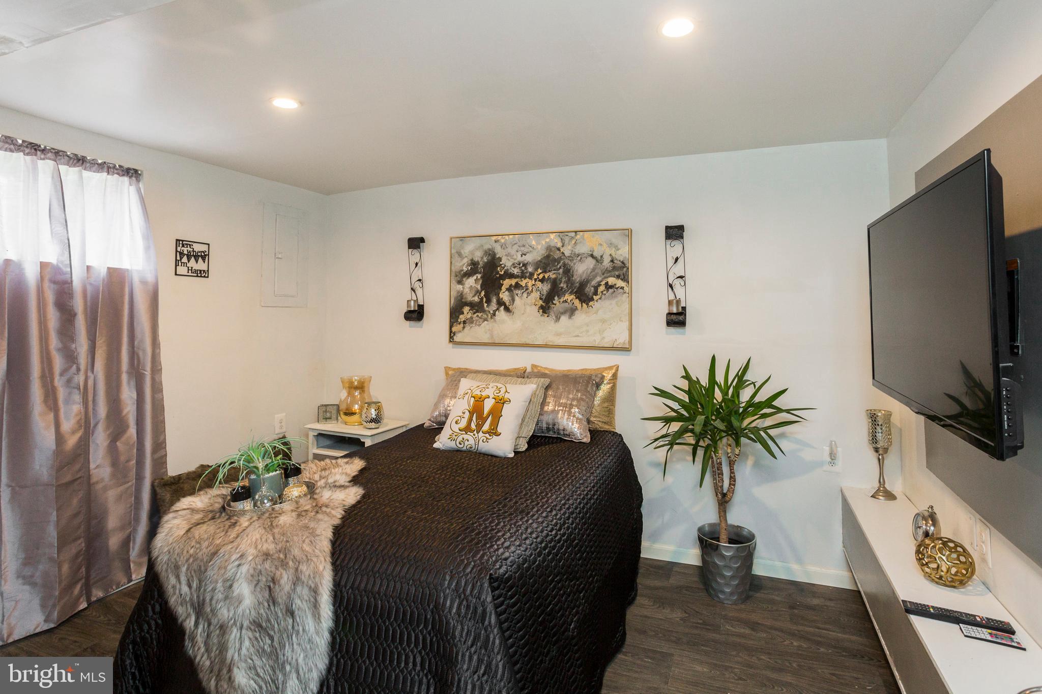 AUTH VILLAGE - Residential