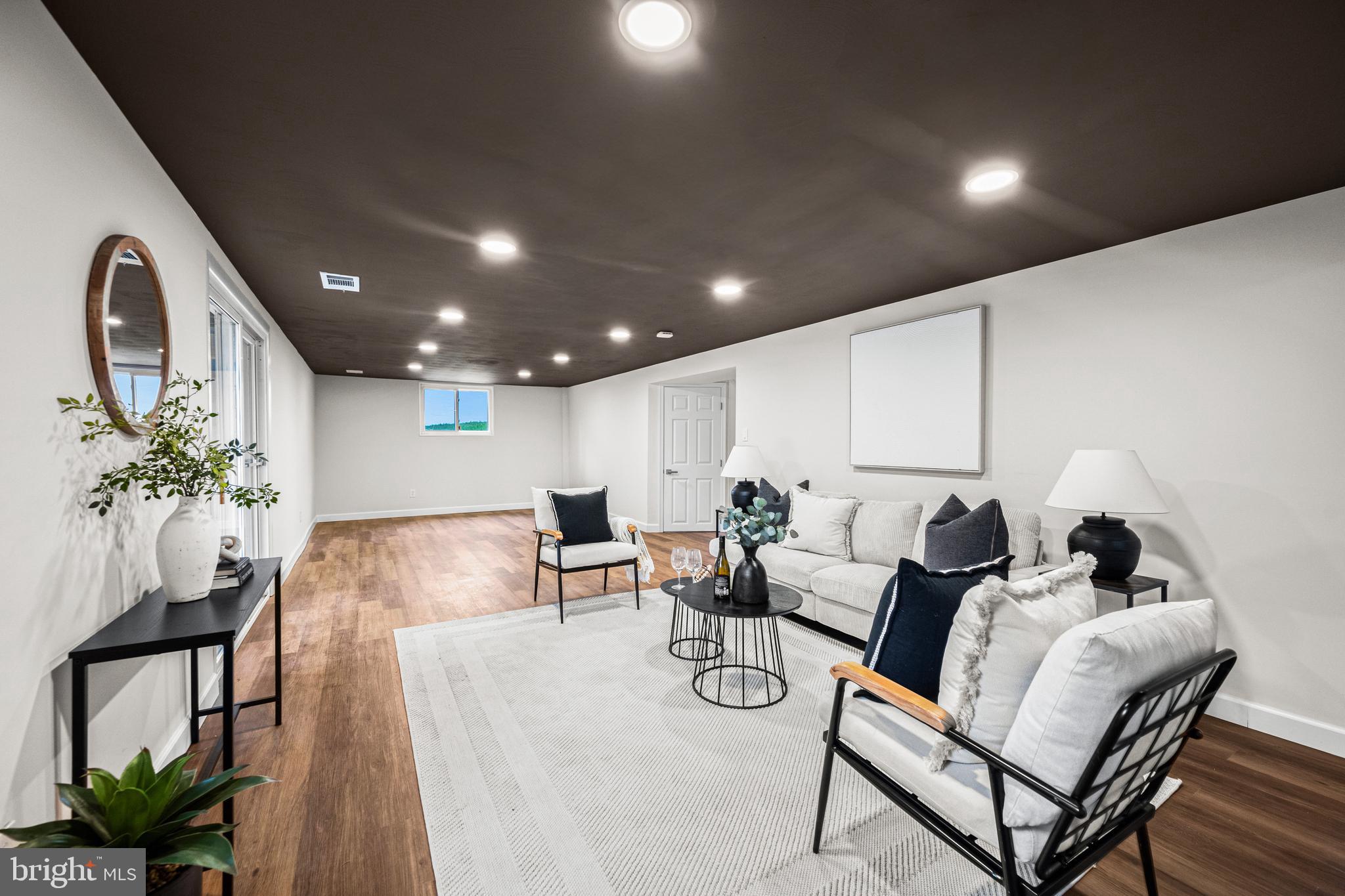 STONEYBROOK - Residential