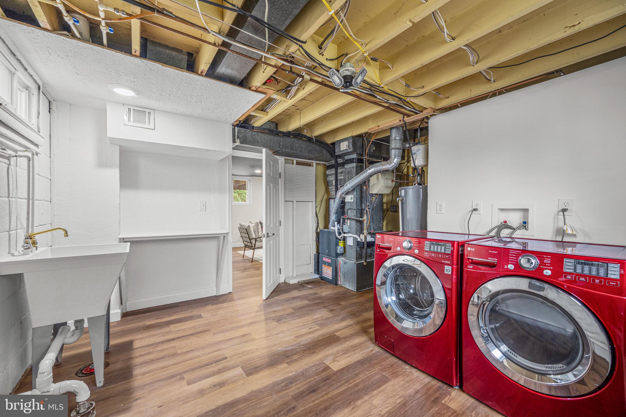 STONEYBROOK - Residential