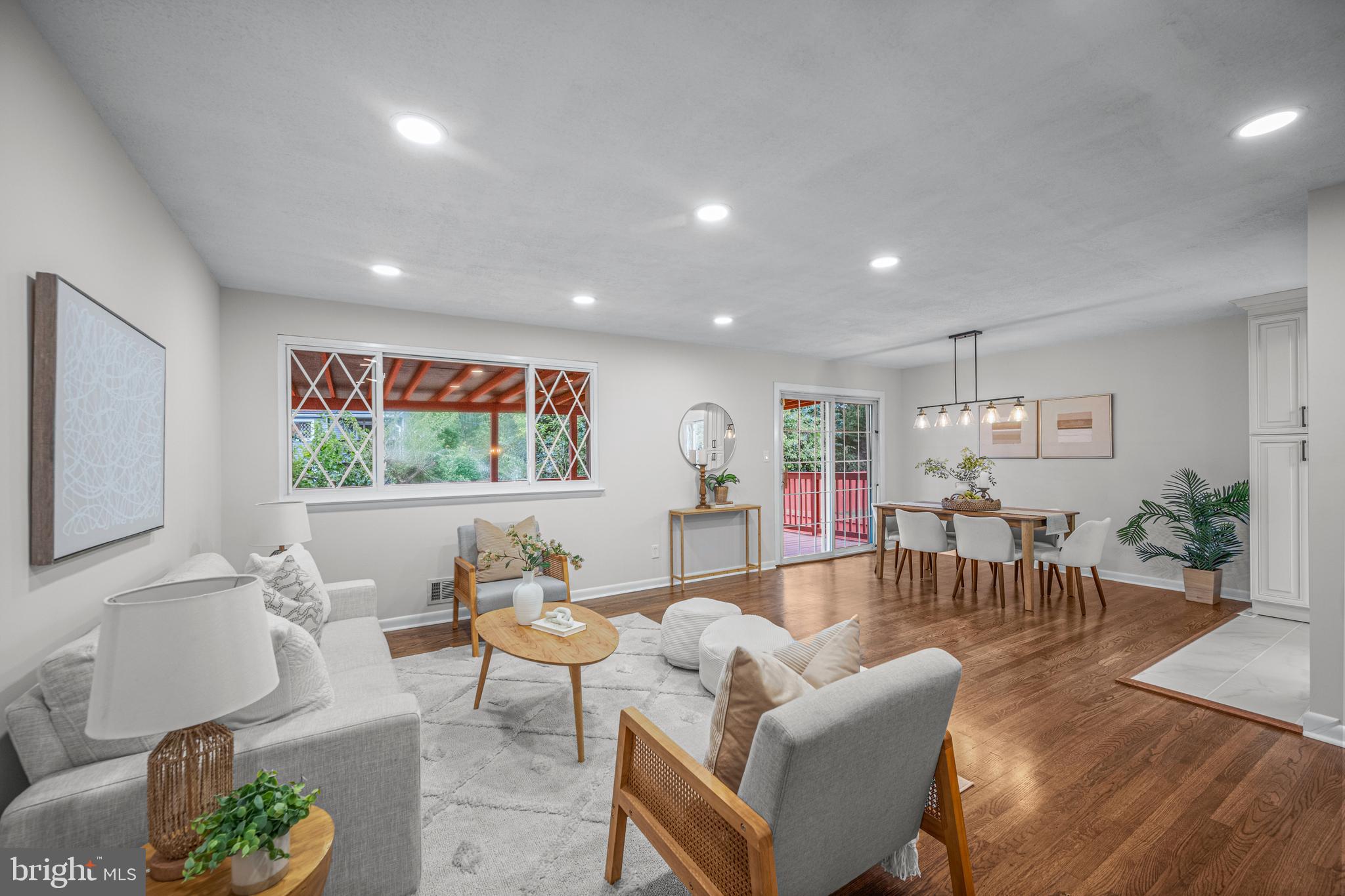 STONEYBROOK - Residential