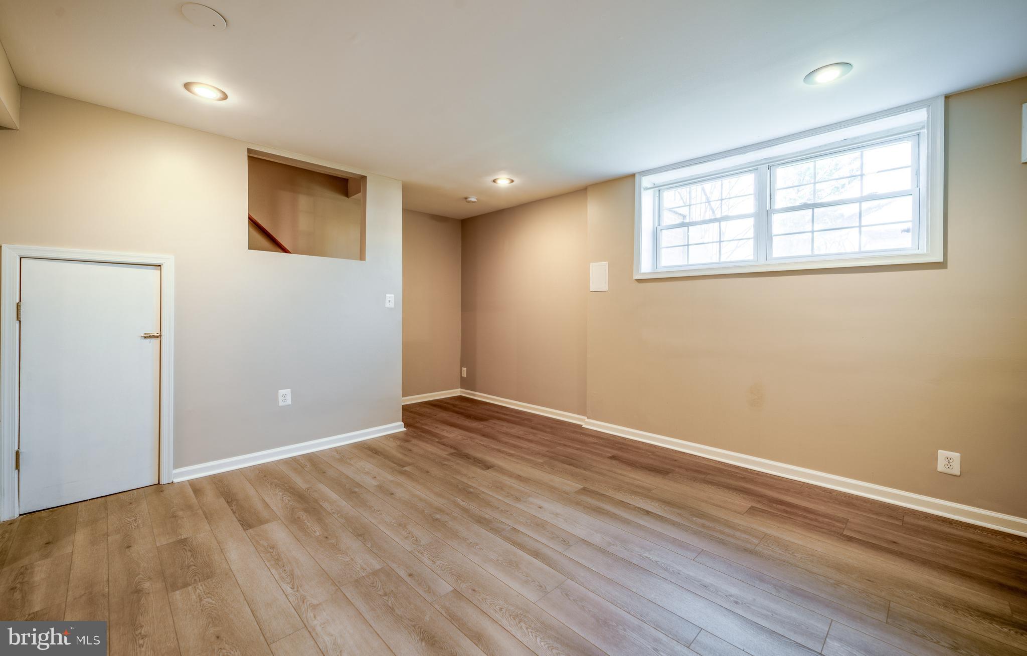 WILLOWBROOK - Residential Lease