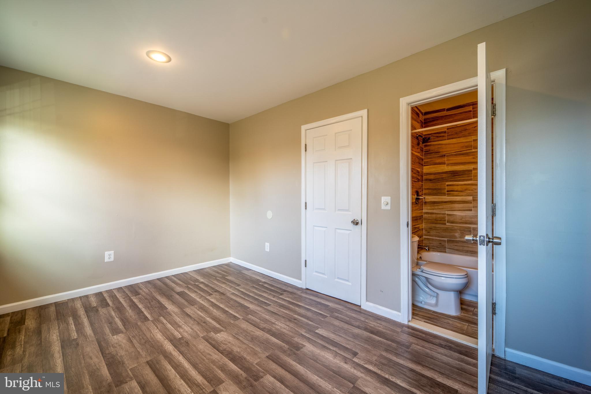 WILLOWBROOK - Residential Lease