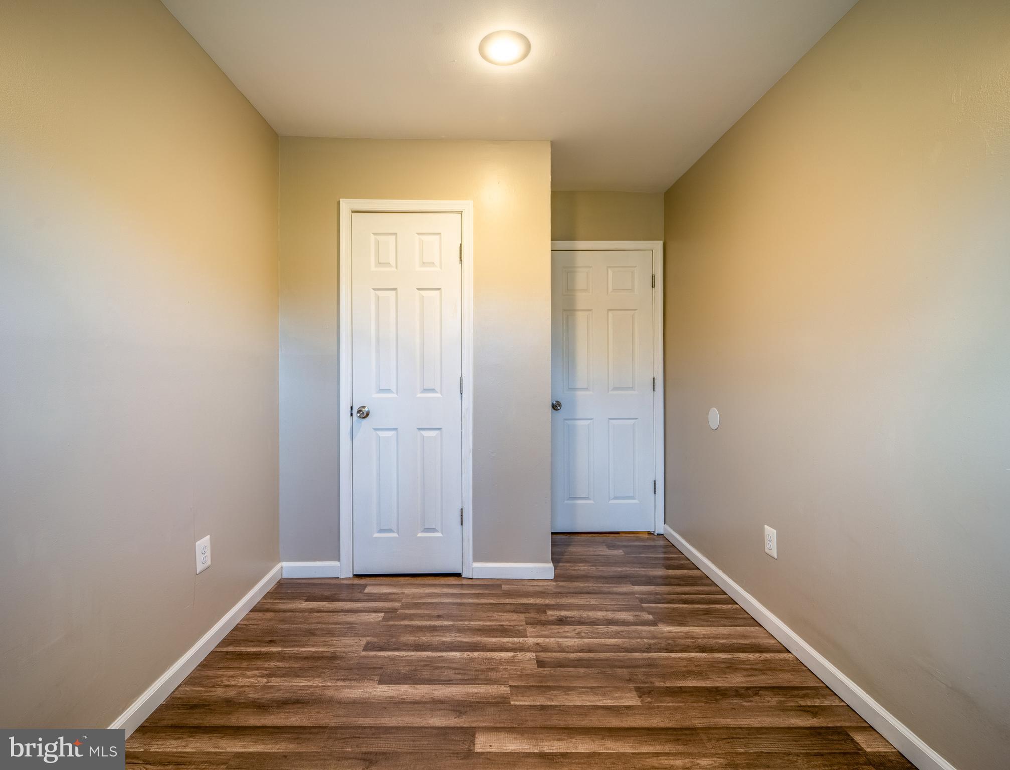 WILLOWBROOK - Residential Lease