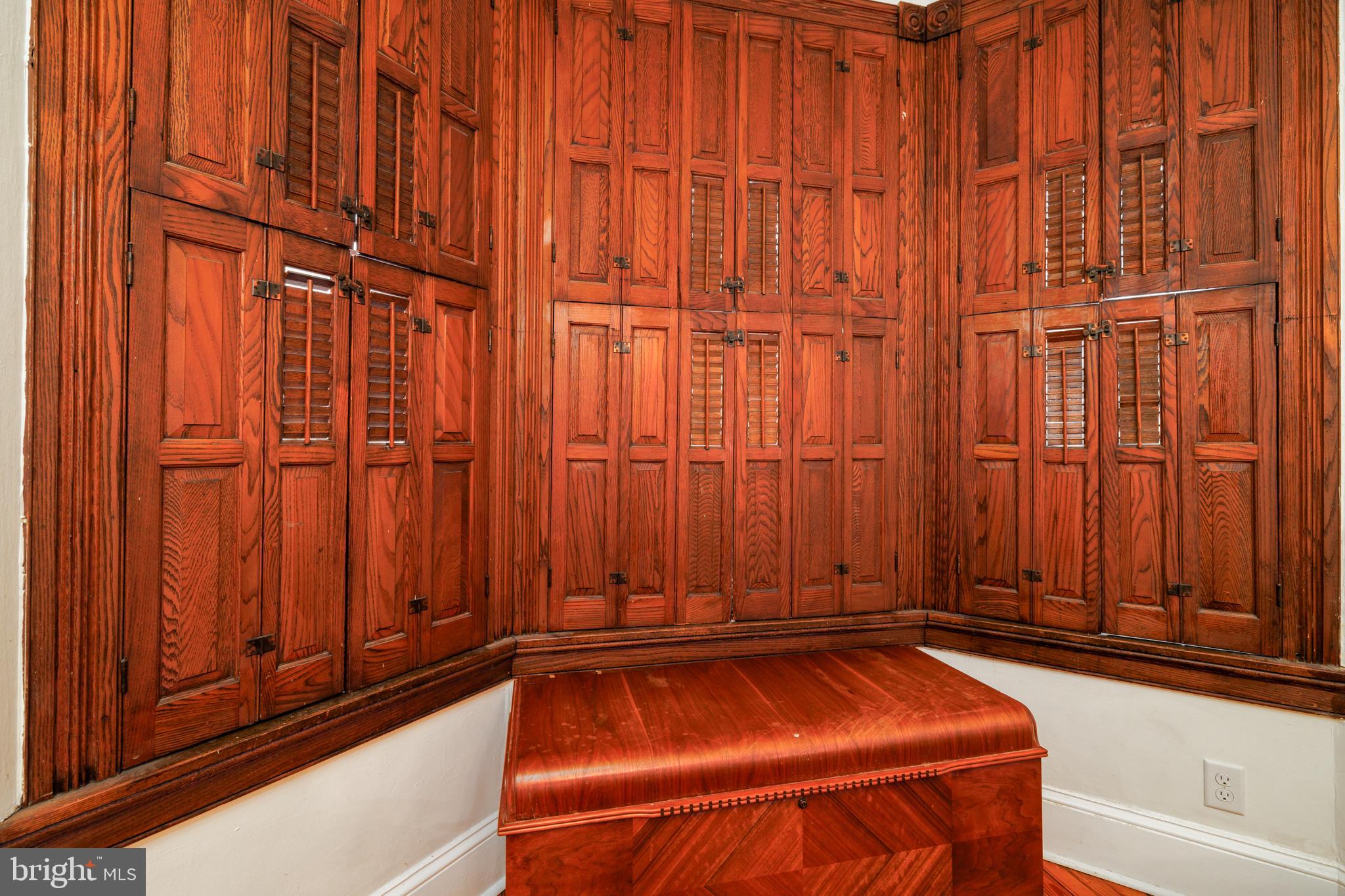 DOWNTOWN FREDERICK - Residential