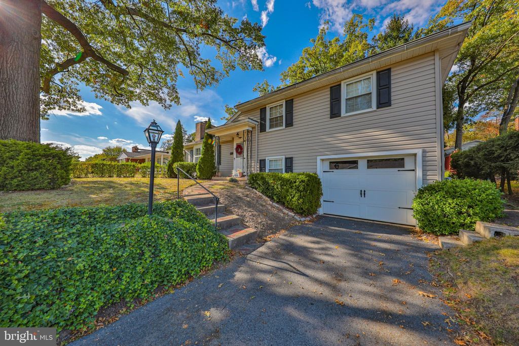 Photo of 815 Columbia Avenue, PALMERTON, PA 18071 (MLS # PACC2006790)