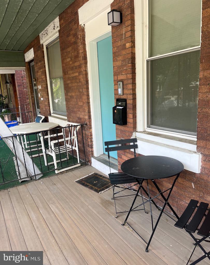 5022 WALTON AVENUE 1ST FLOOR