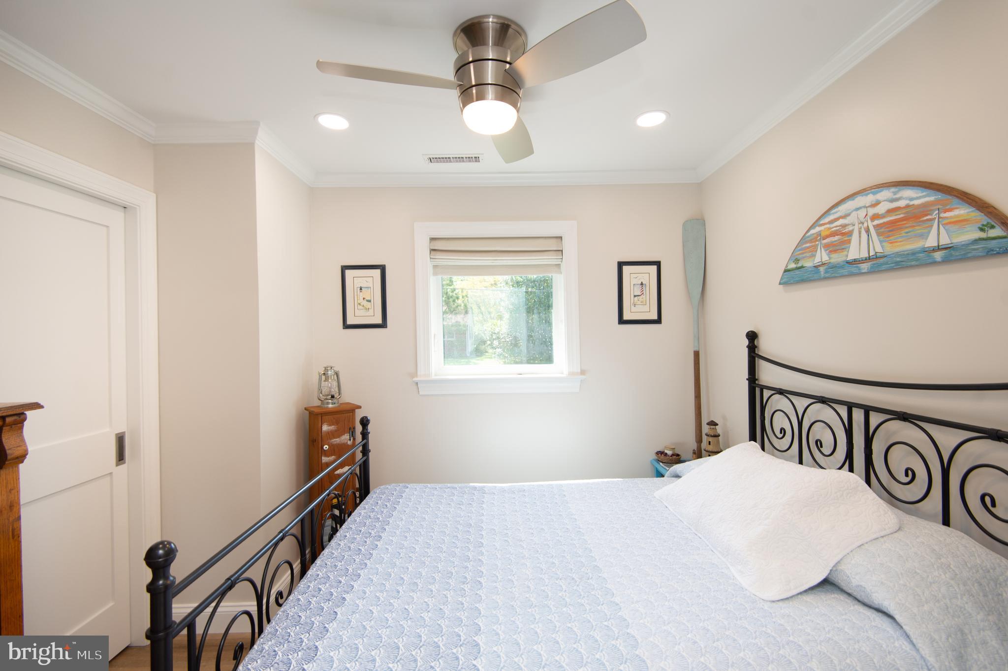 ALGONQUIN - Residential