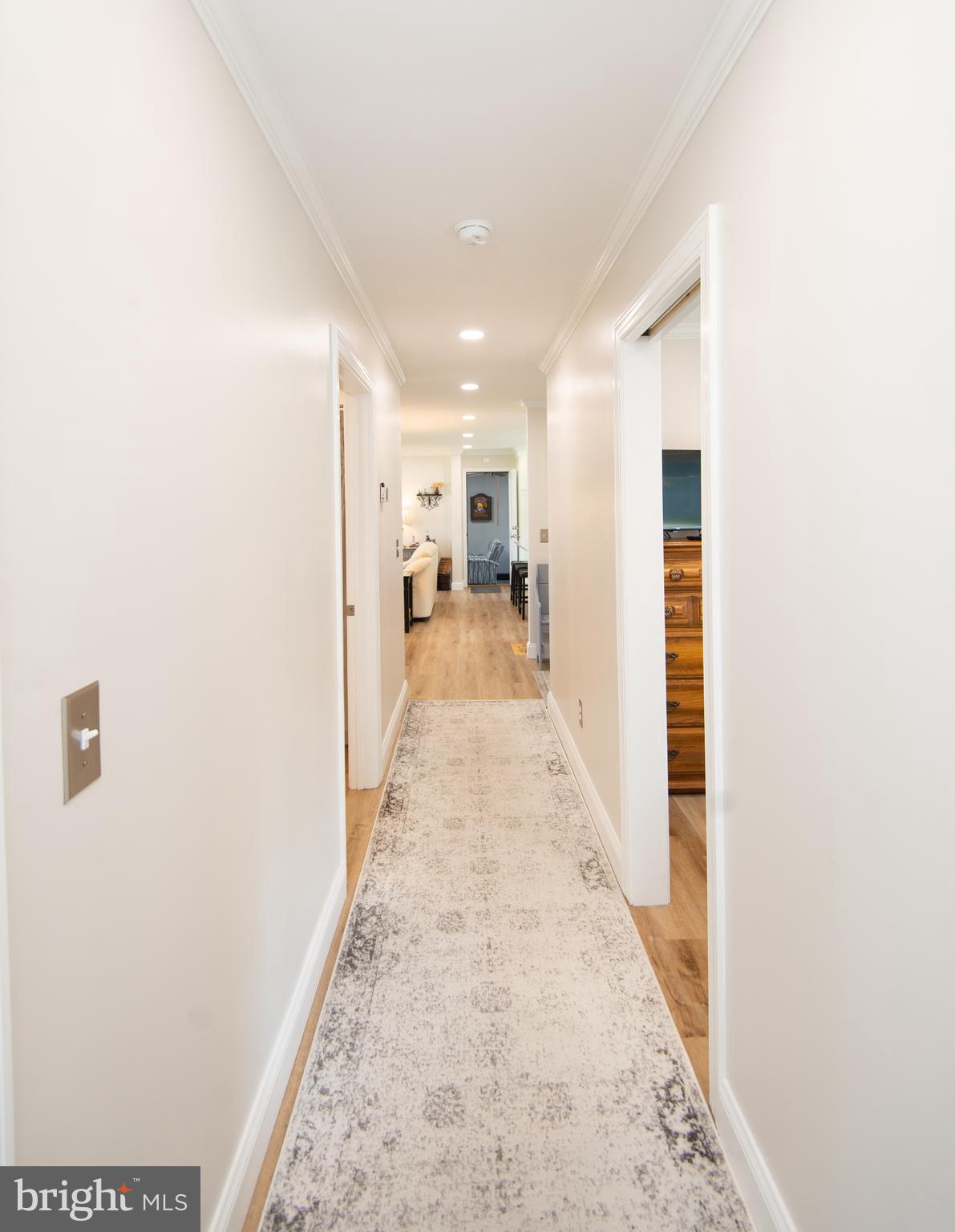 ALGONQUIN - Residential