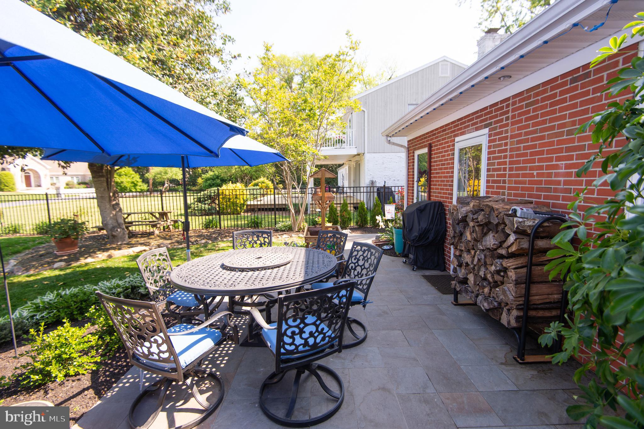 ALGONQUIN - Residential