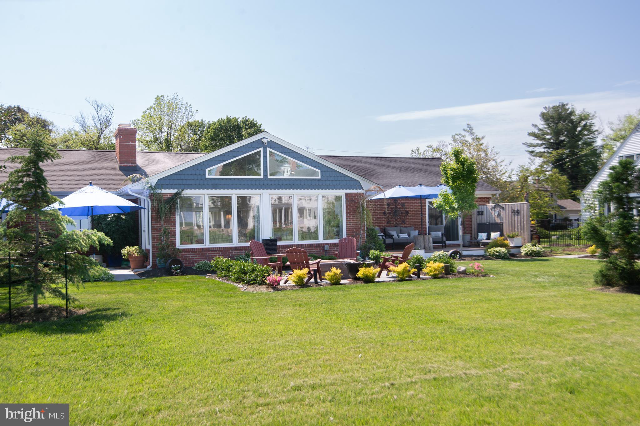 ALGONQUIN - Residential