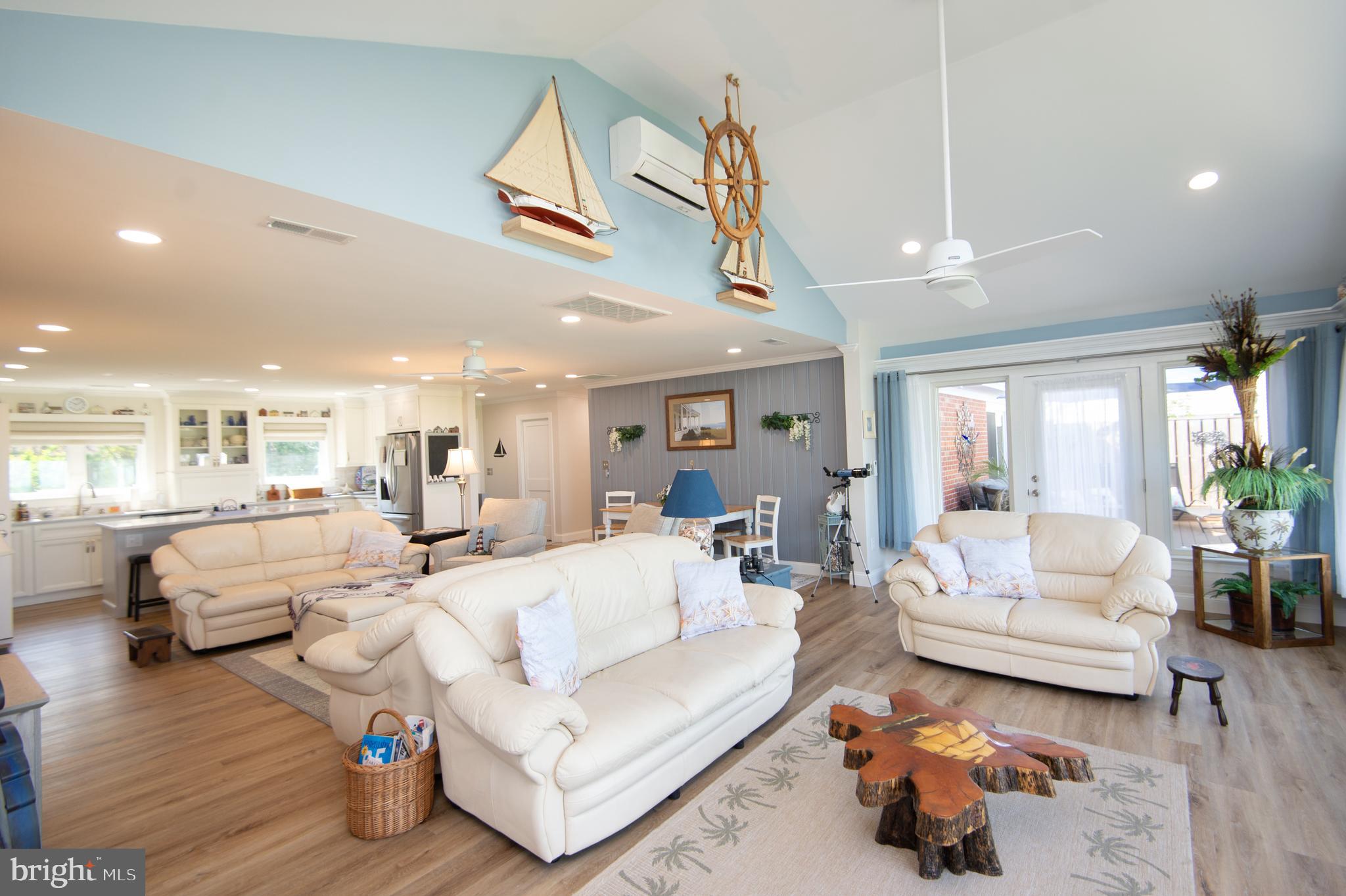 ALGONQUIN - Residential