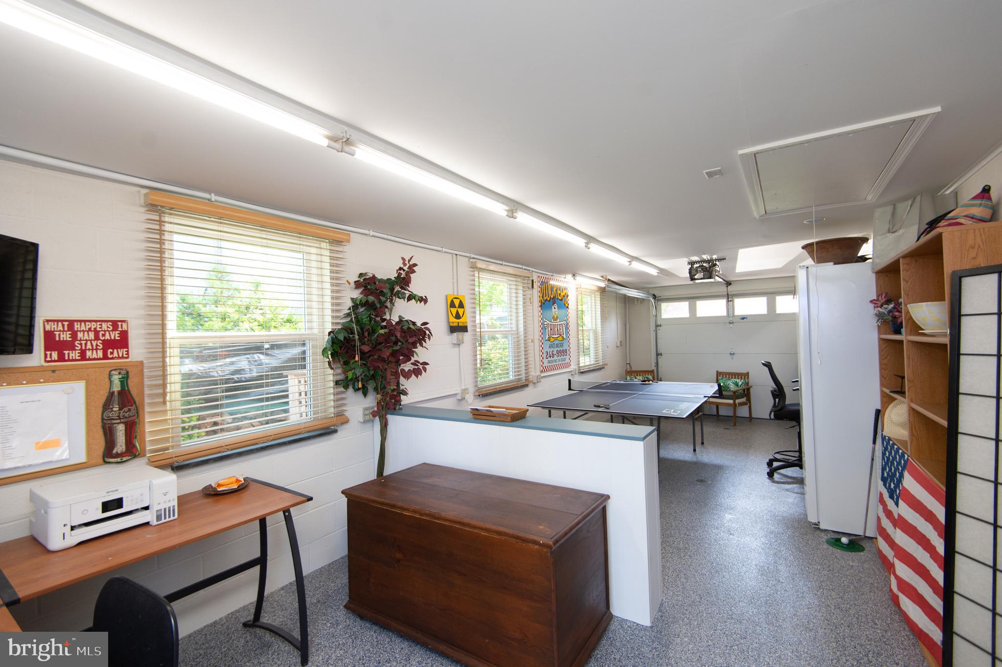 ALGONQUIN - Residential