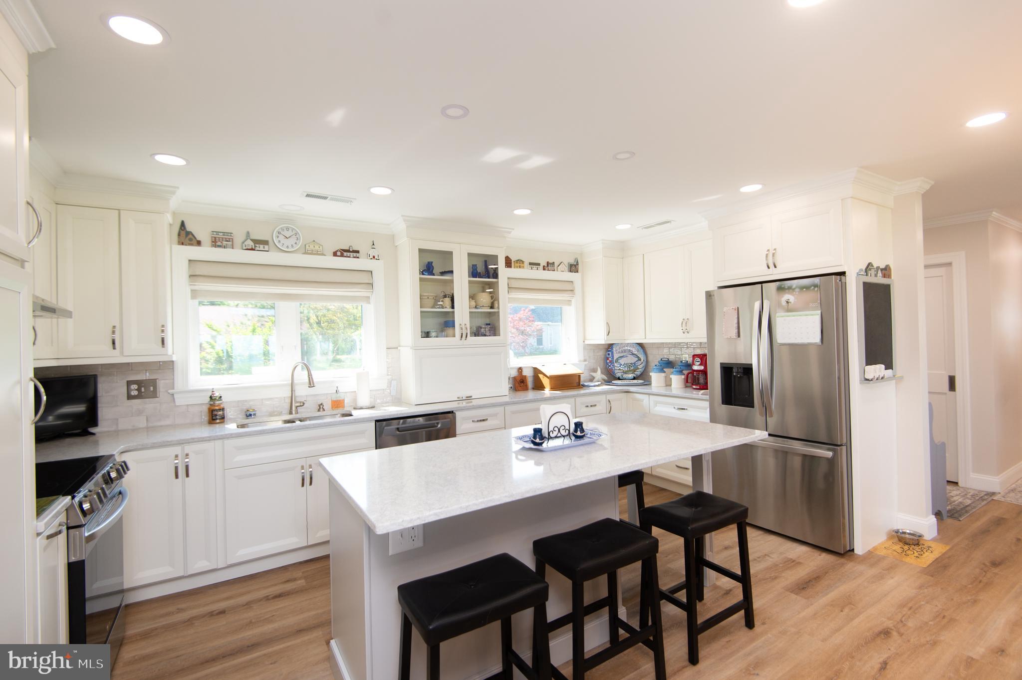 ALGONQUIN - Residential