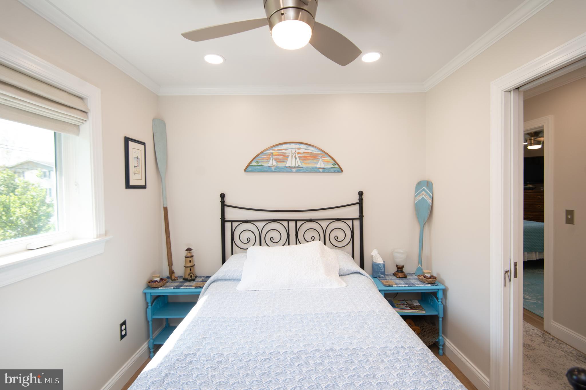 ALGONQUIN - Residential