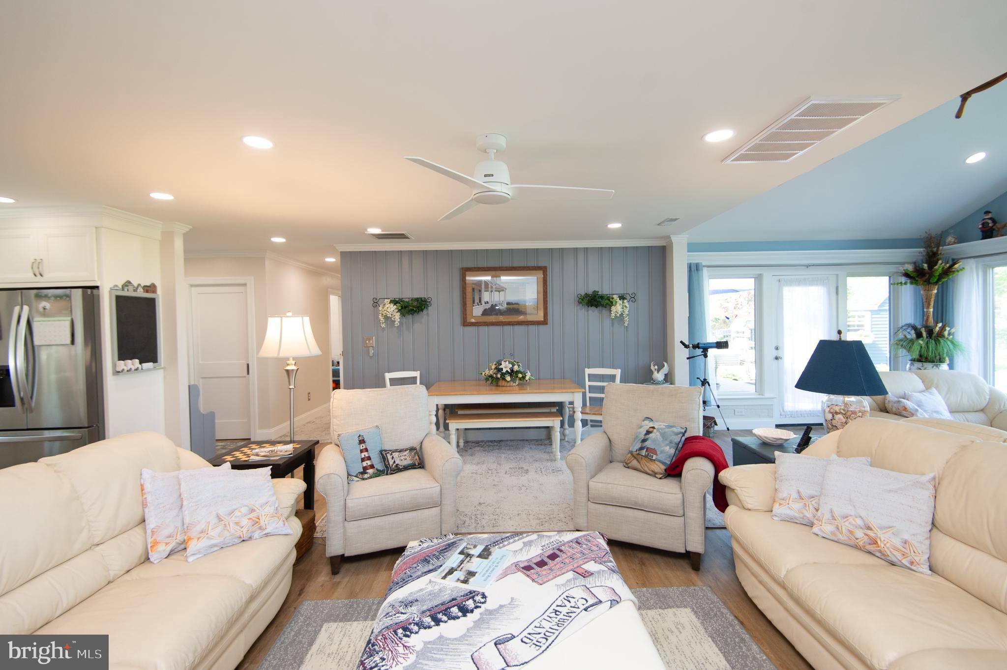 ALGONQUIN - Residential