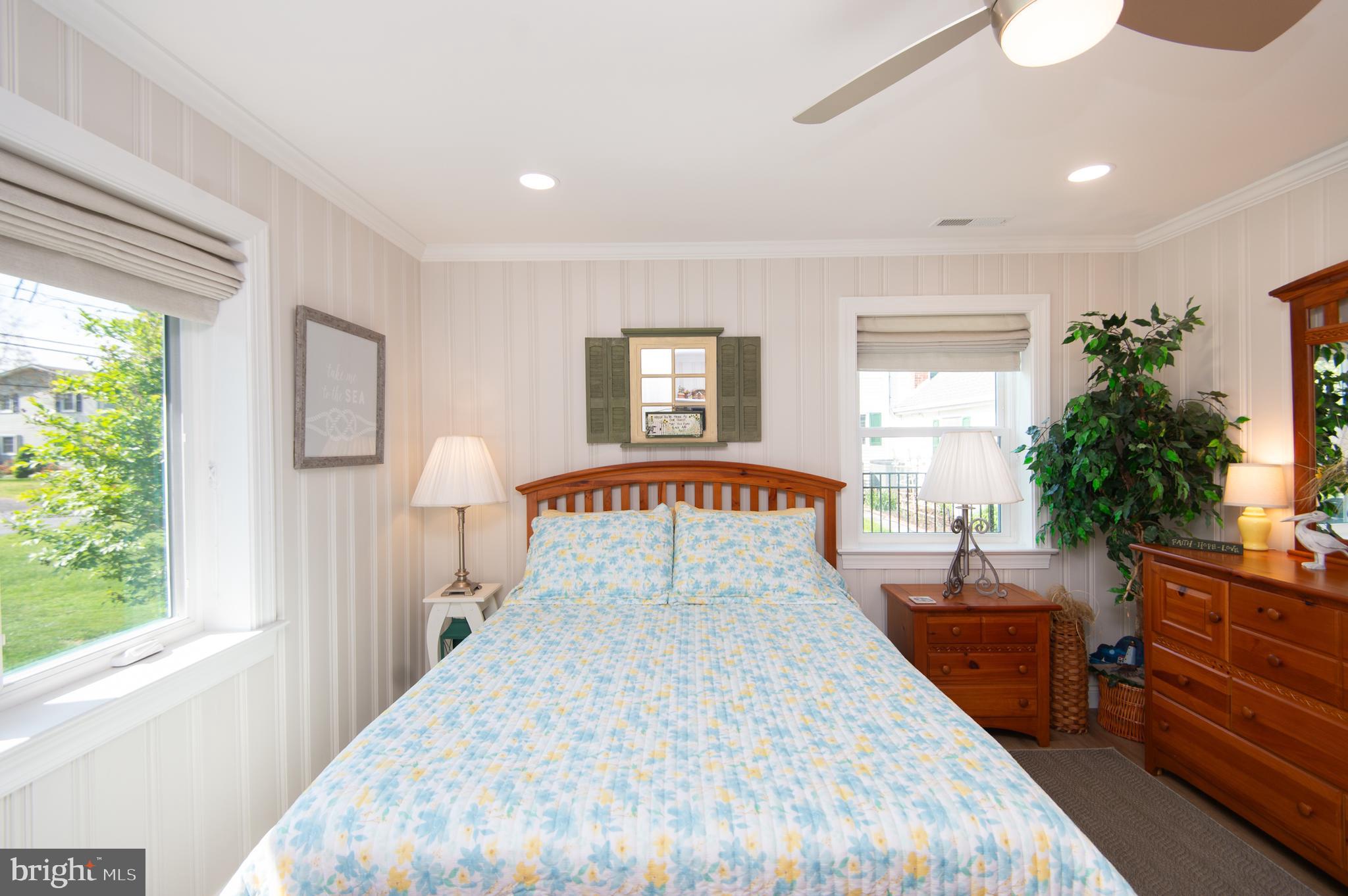 ALGONQUIN - Residential