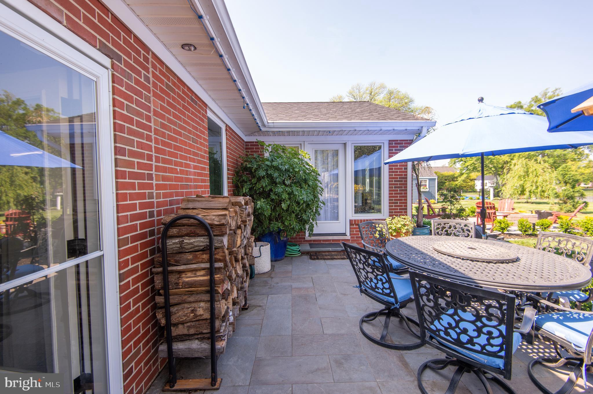 ALGONQUIN - Residential