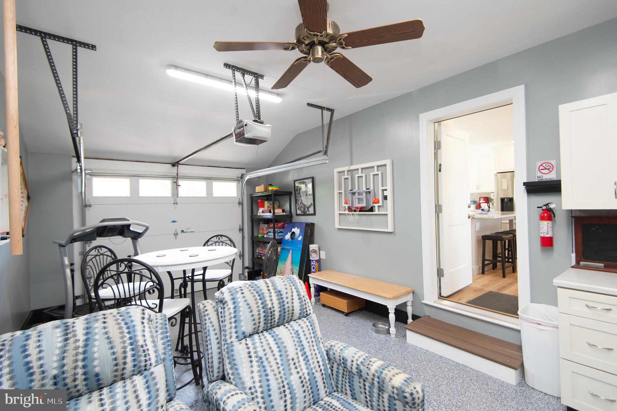 ALGONQUIN - Residential