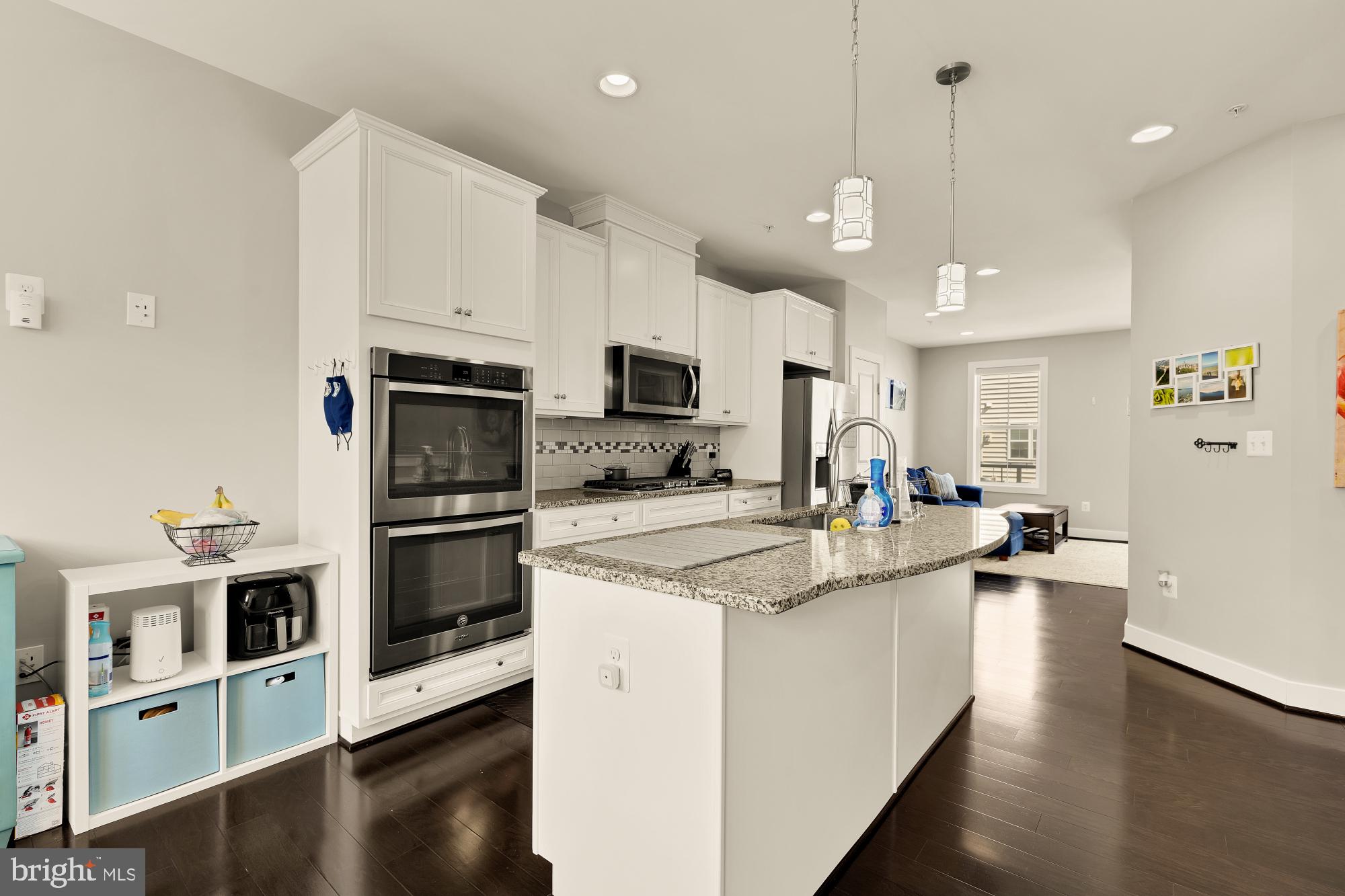 GLENMONT METROCENTRE - Residential