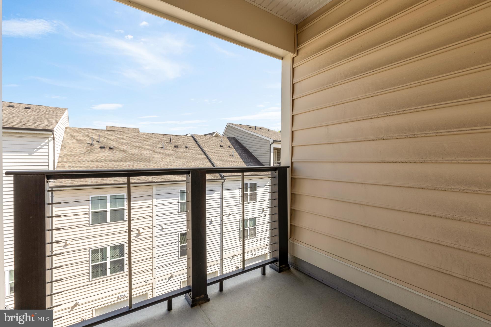 GLENMONT METROCENTRE - Residential