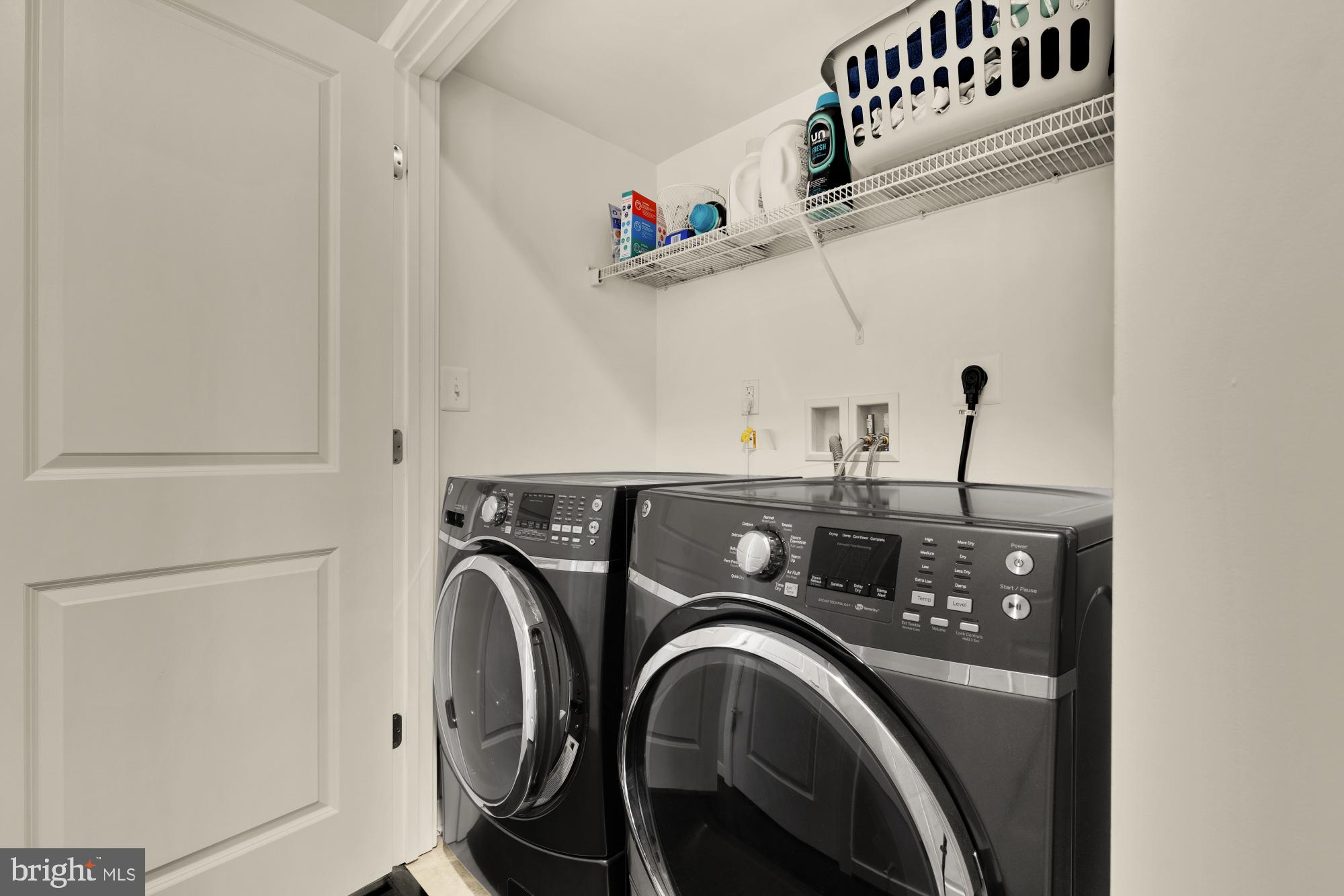 GLENMONT METROCENTRE - Residential