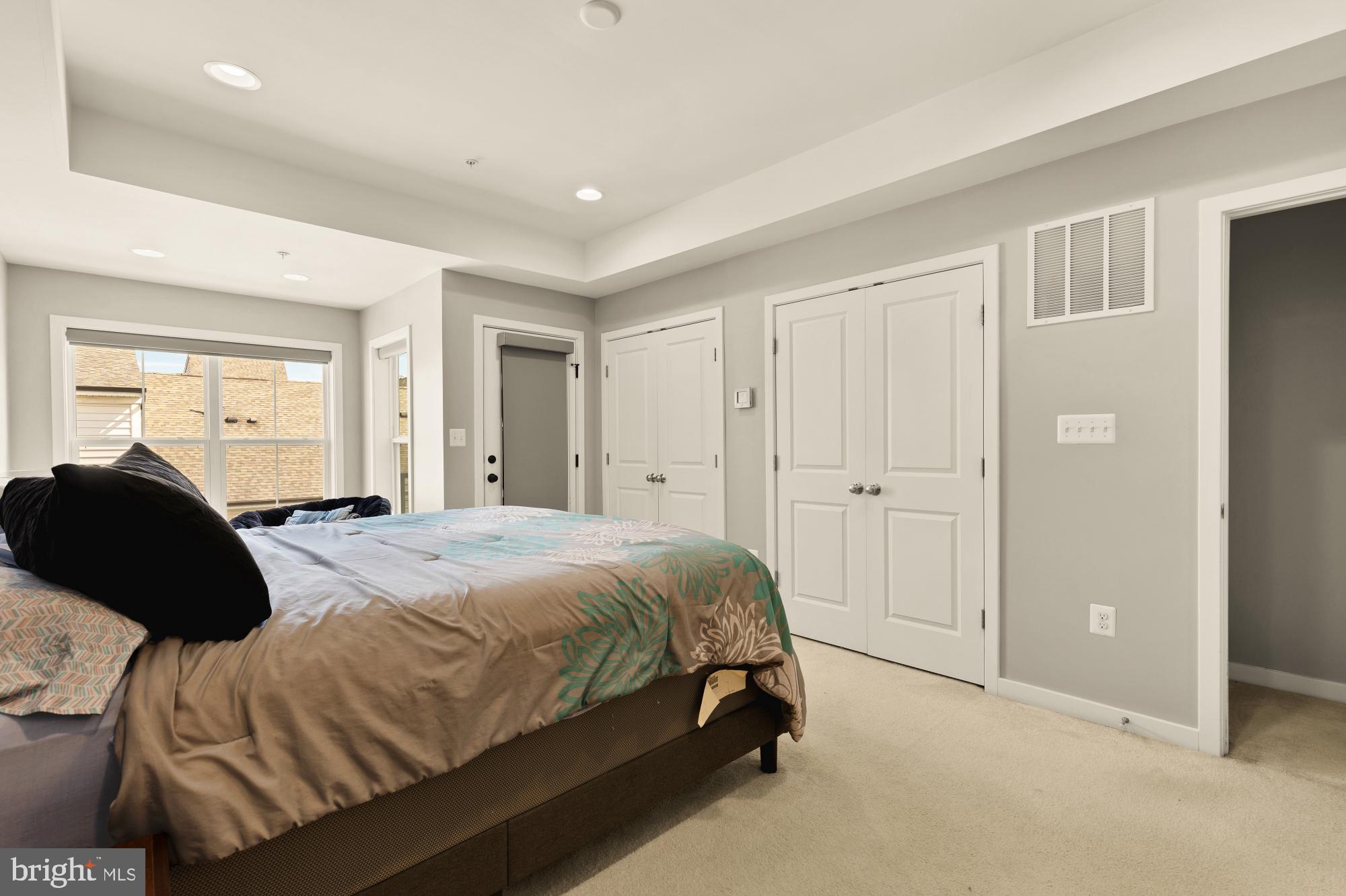 GLENMONT METROCENTRE - Residential