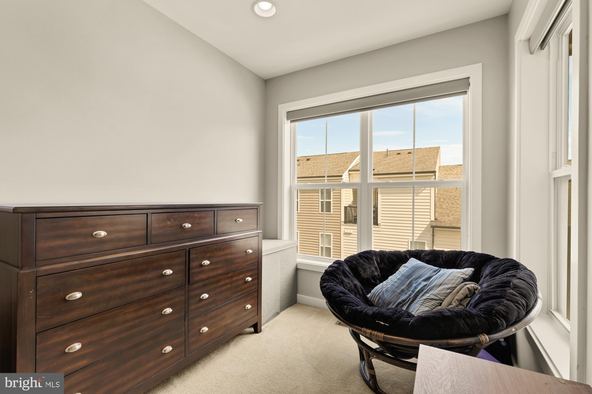 GLENMONT METROCENTRE - Residential