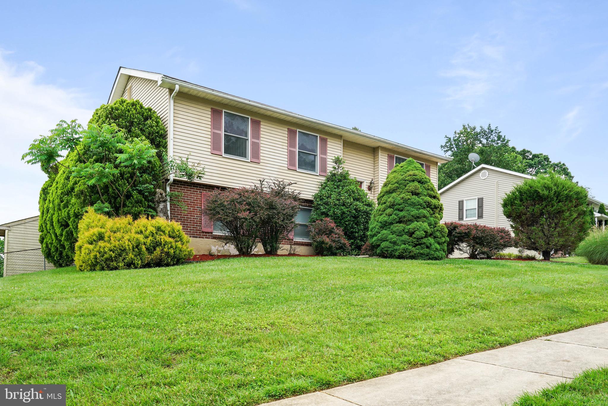 BUCKHILL FARMS - Residential