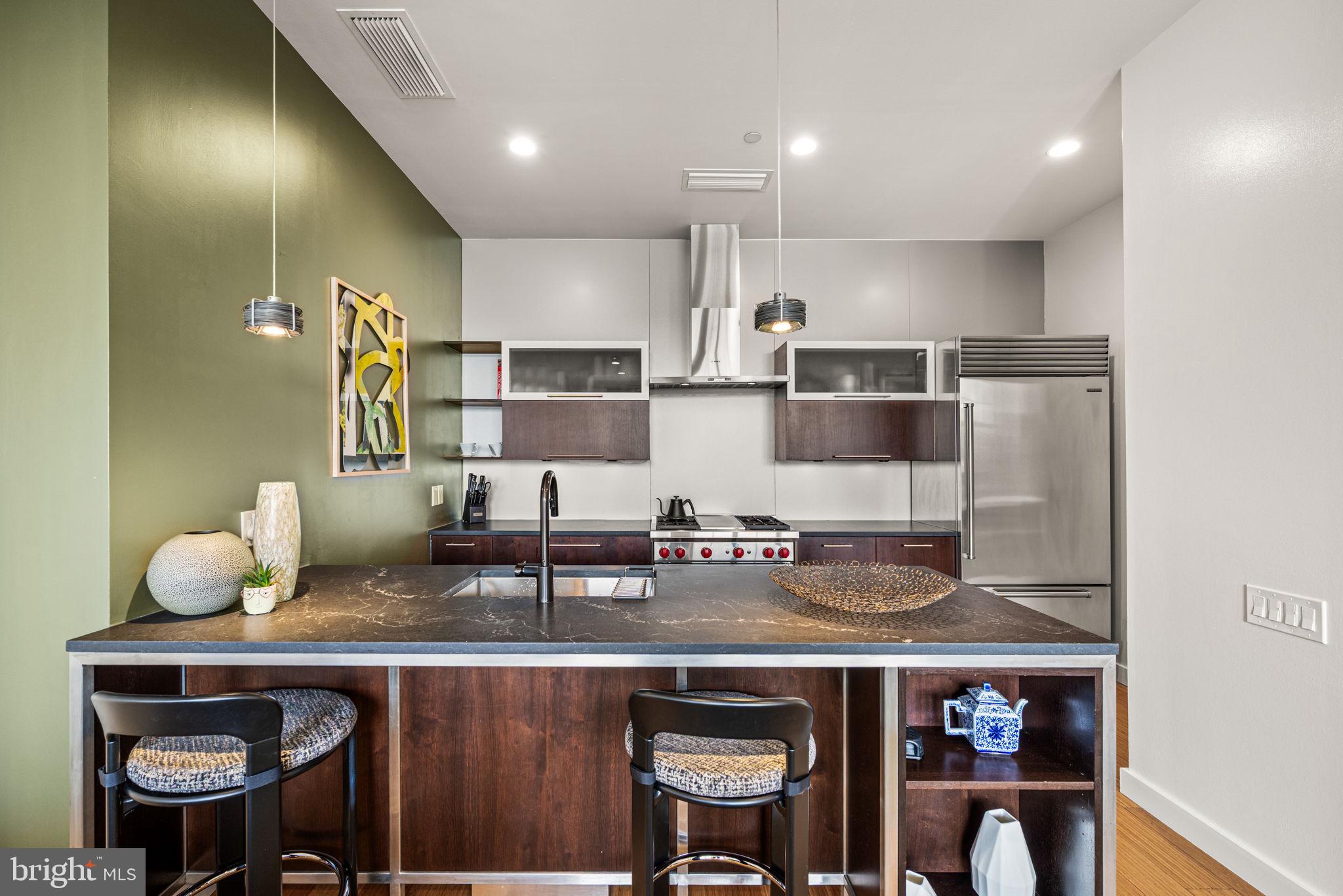108 ARCH STREET 504