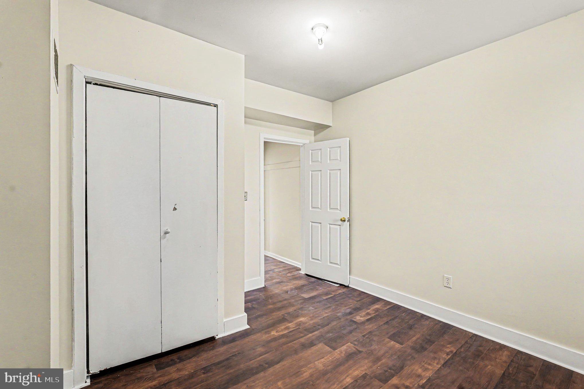 CAMDEN YARDS - Residential