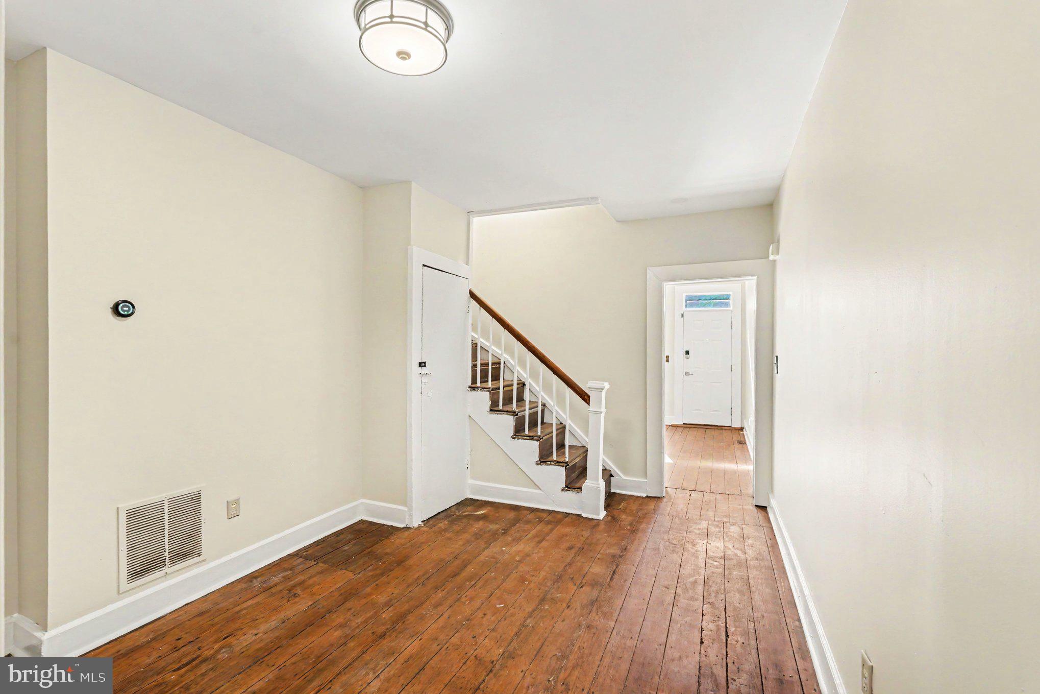 CAMDEN YARDS - Residential