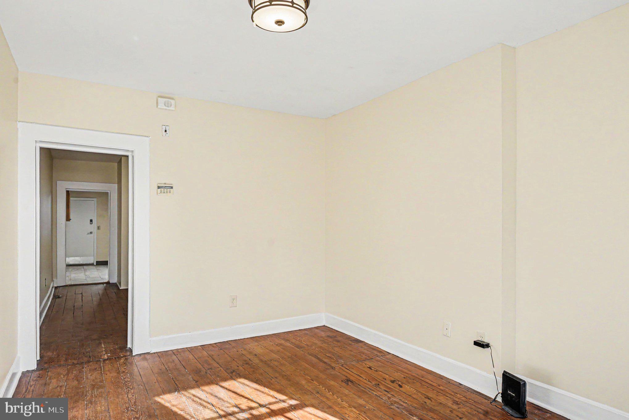 CAMDEN YARDS - Residential