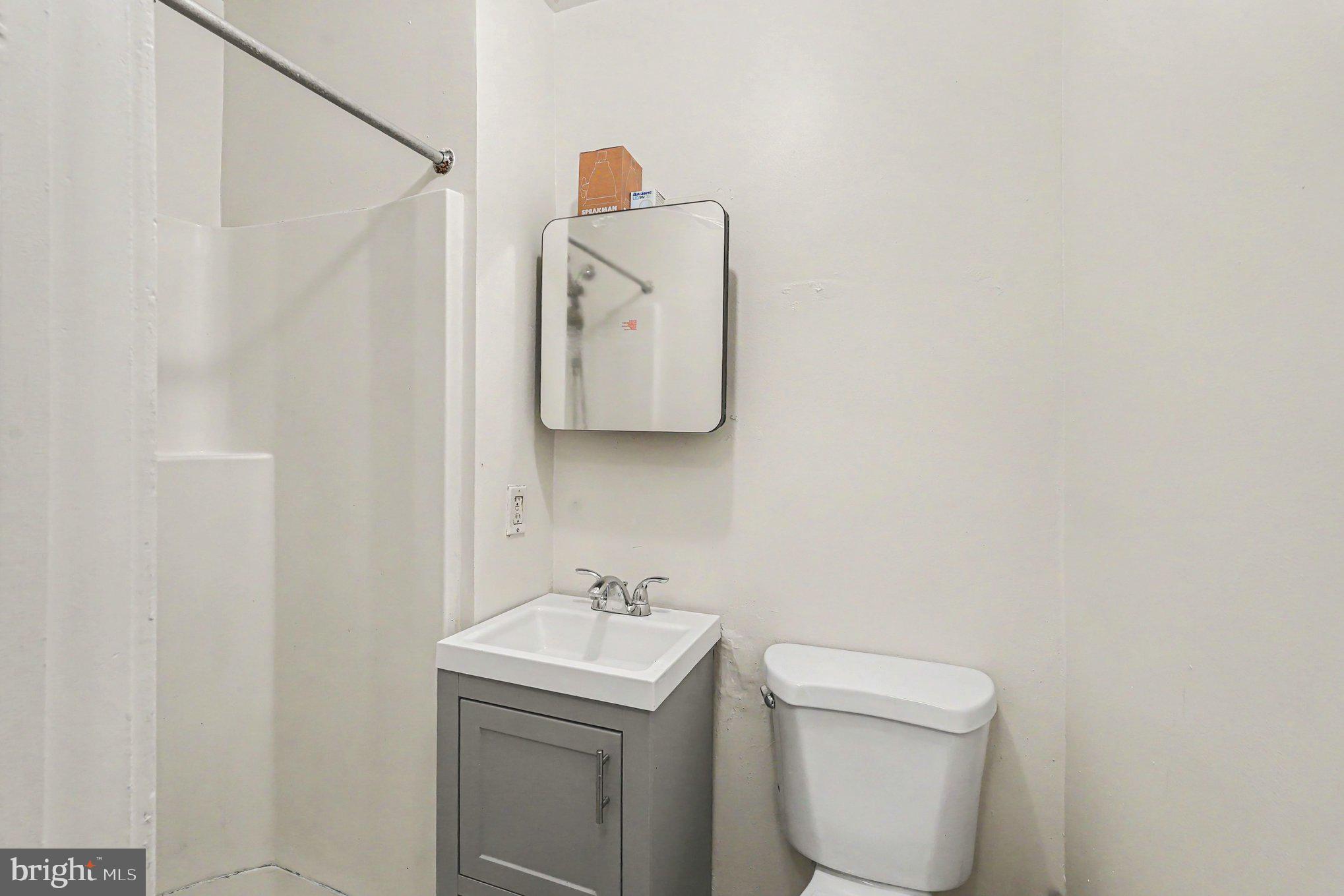 CAMDEN YARDS - Residential