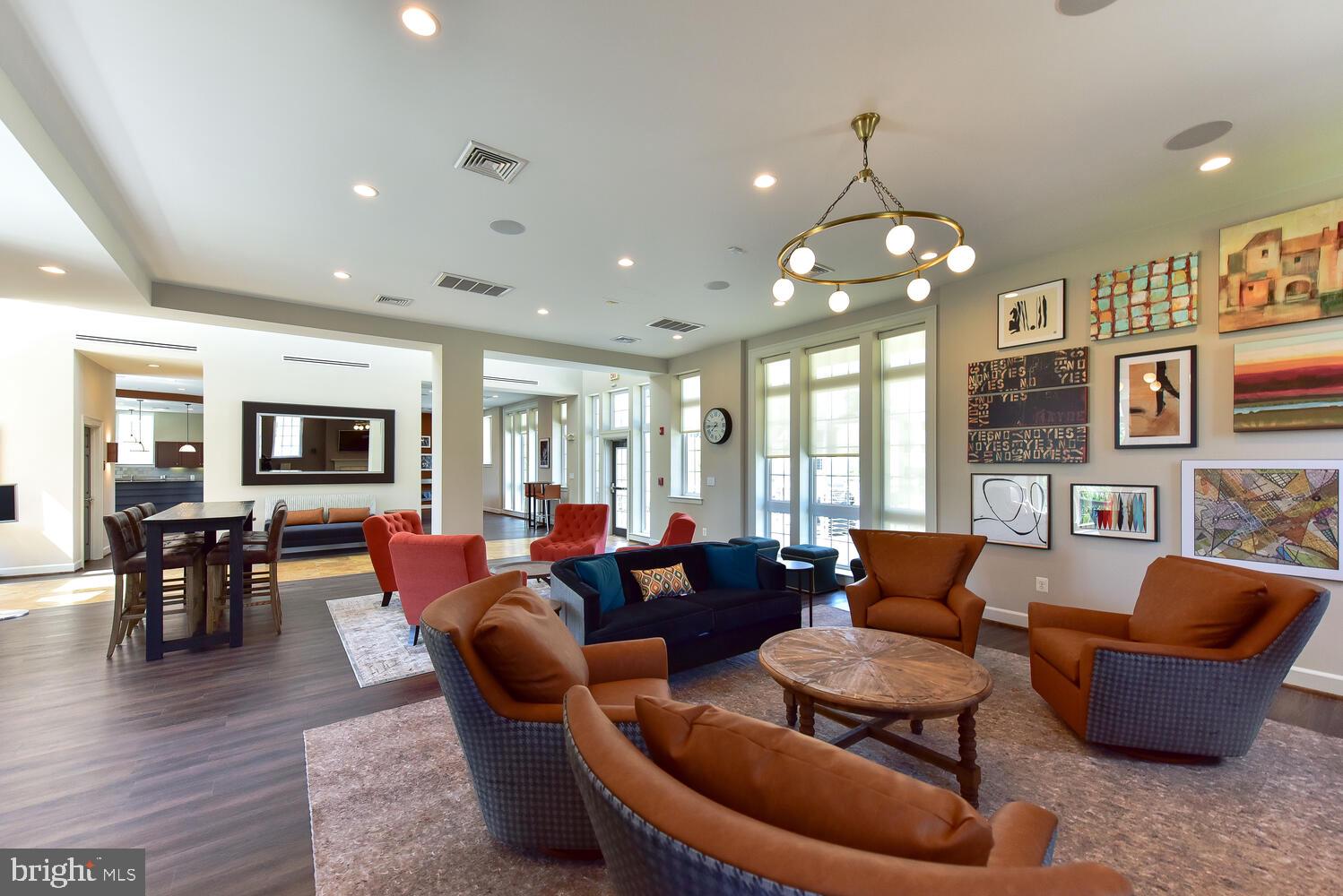 WEST VILLAGE OF SHIRLINGTON - Residential