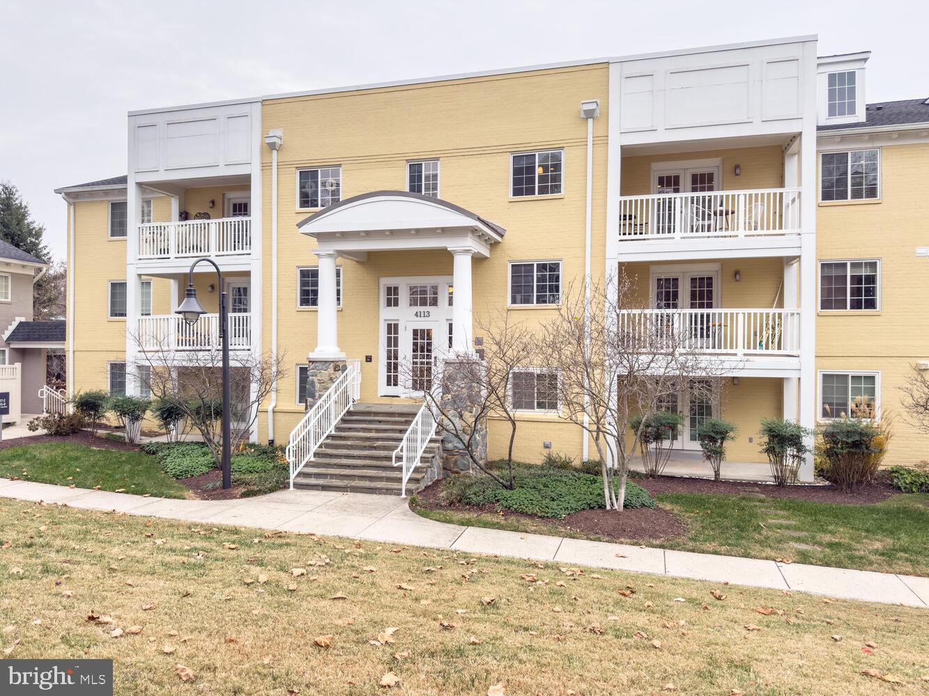 WEST VILLAGE OF SHIRLINGTON - Residential